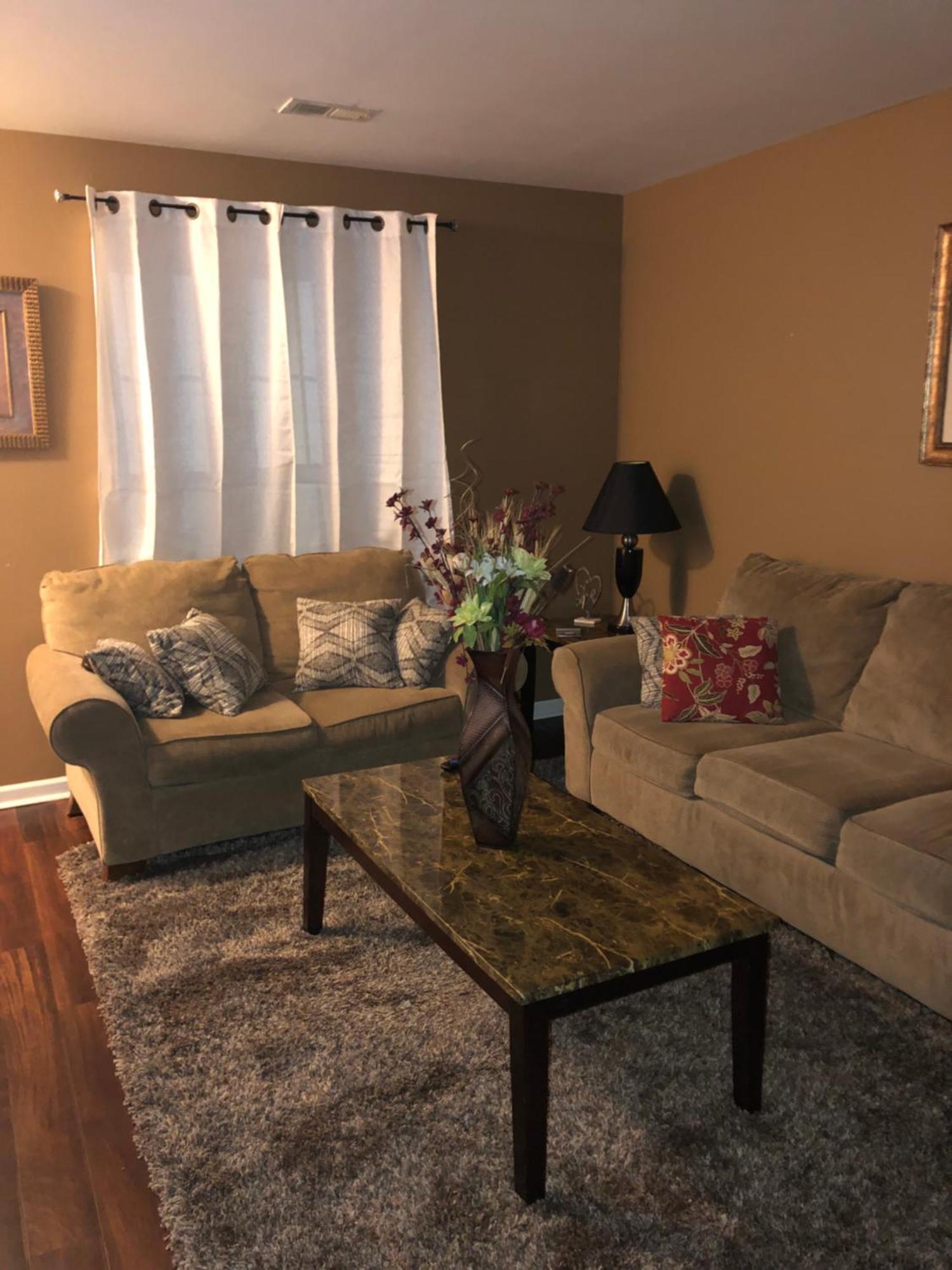 Entire Townhome Available Near Nice Park Library And Shopping Γουίνστον-Σάλεμ Εξωτερικό φωτογραφία